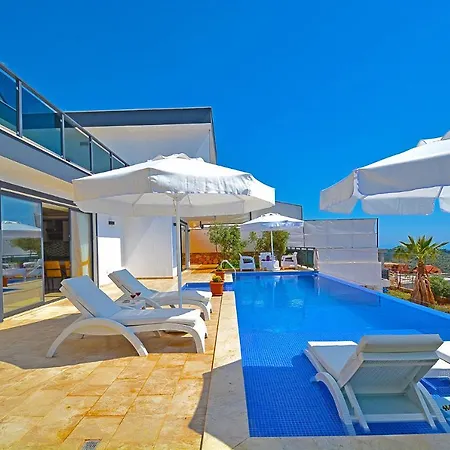 Villa Pamera Vila